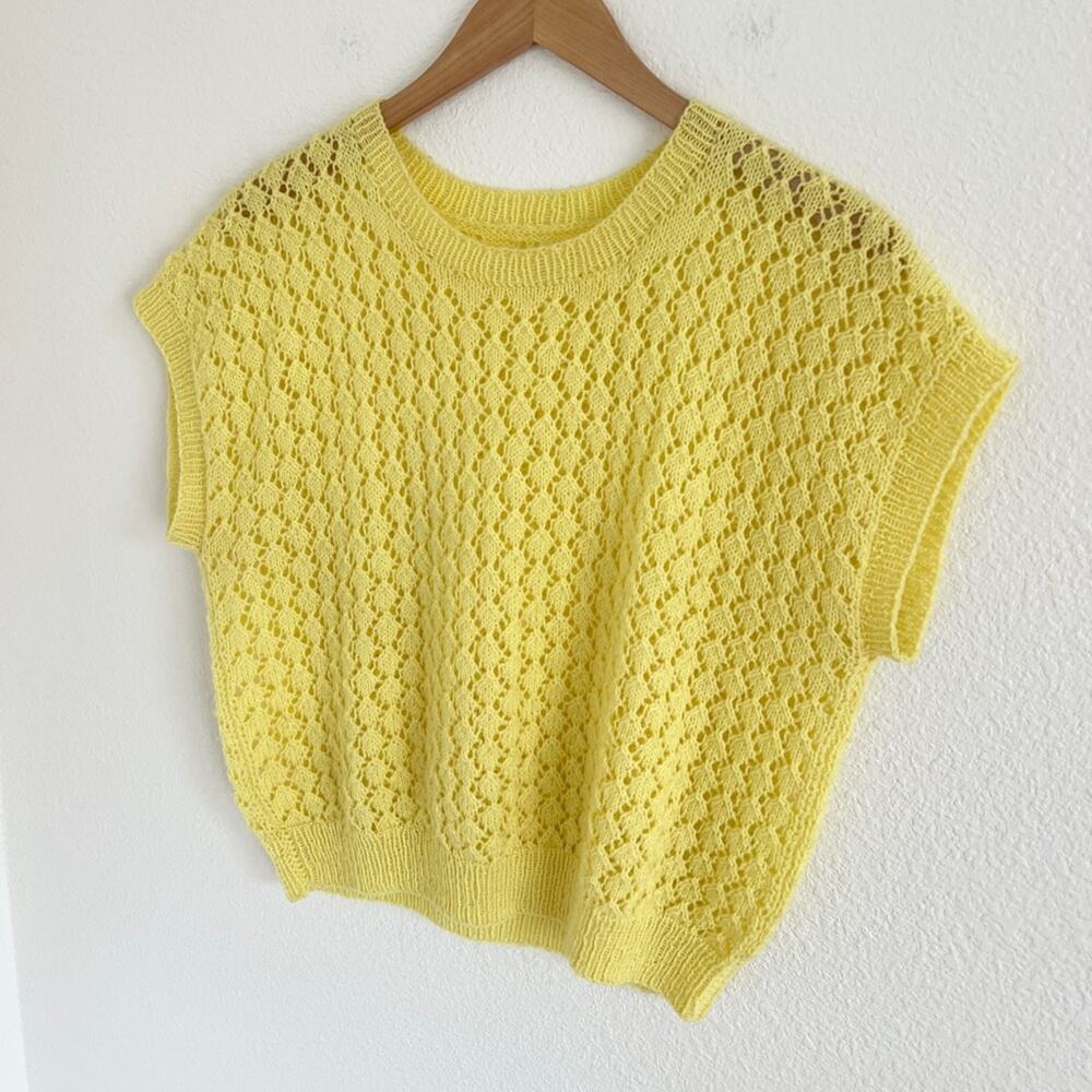VINTAGE handmade yellow pointelle sweater top / size S-M - Picture 2 of 4